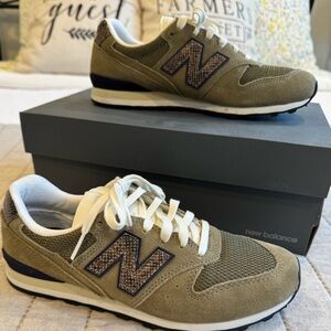 Women’s New Balance 996 Sneakers